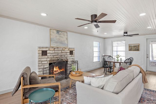 14910 Bullhead Rd, Rocksprings, TX 78880