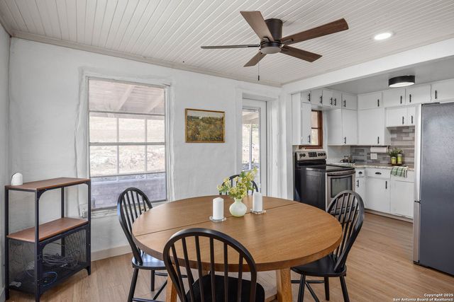 14910 Bullhead Rd, Rocksprings, TX 78880