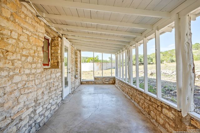 14910 Bullhead Rd, Rocksprings, TX 78880