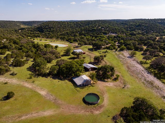 14910 Bullhead Rd, Rocksprings, TX 78880