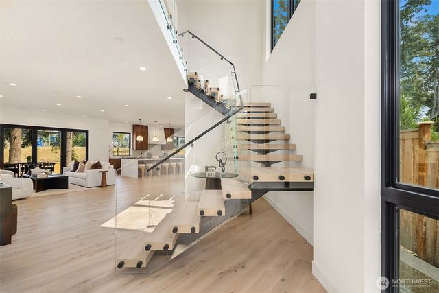 2303 123rd Place SE, Bellevue, WA 98005