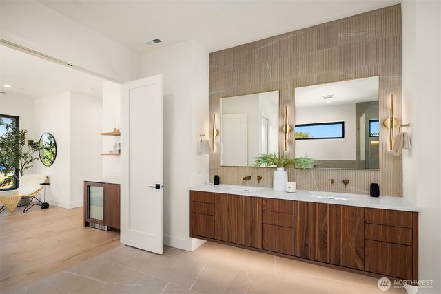 2303 123rd Place SE, Bellevue, WA 98005