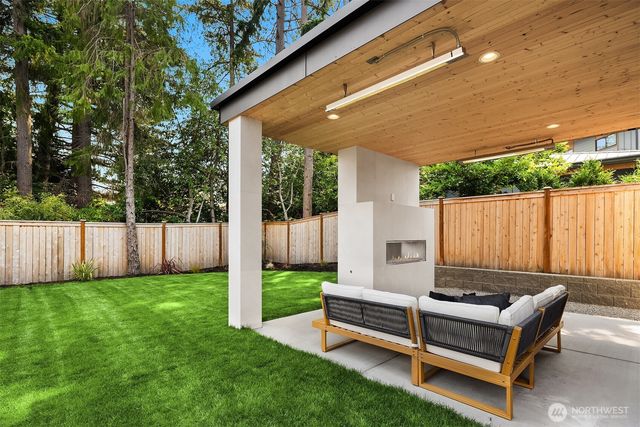 2303 123rd Place SE, Bellevue, WA 98005