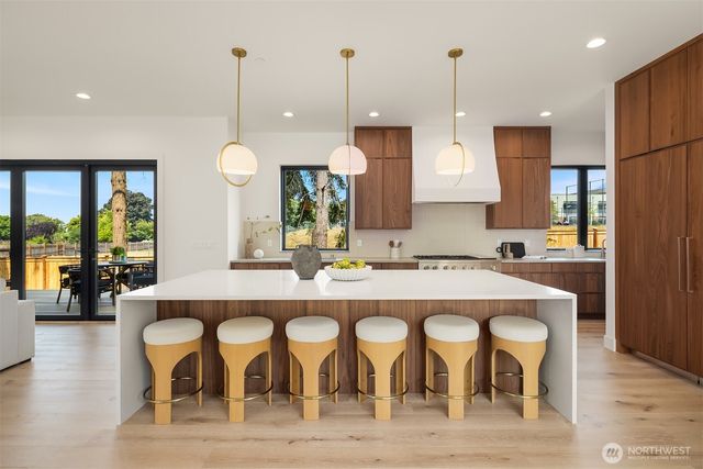 2303 123rd Place SE, Bellevue, WA 98005