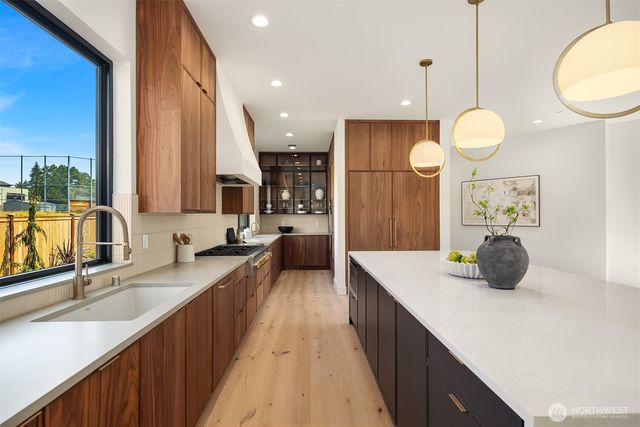 2303 123rd Place SE, Bellevue, WA 98005