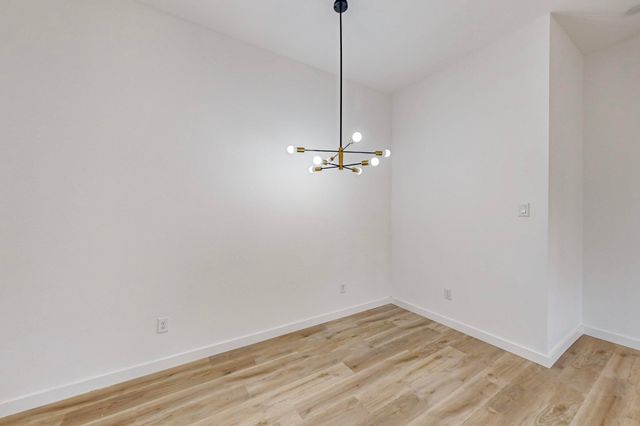 5223 Colonial Avenue, Dallas, TX 75215