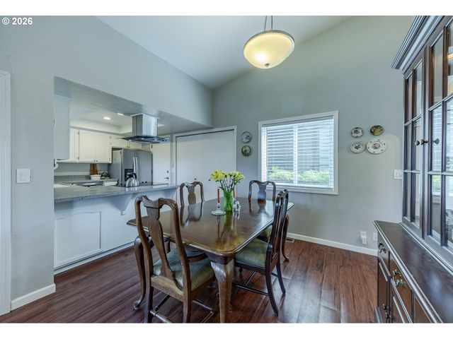 4943 PARSONS Ave, Eugene, OR 97402