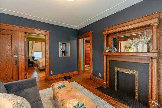 134 Harvard Place, Syracuse, NY 13210