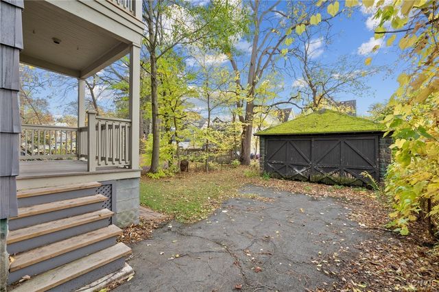 134 Harvard Place, Syracuse, NY 13210