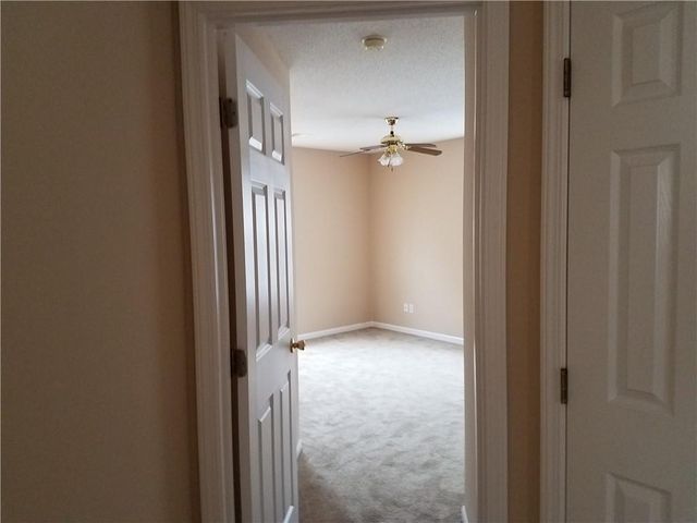 3936 Highland Avenue, Kansas City, MO 64110