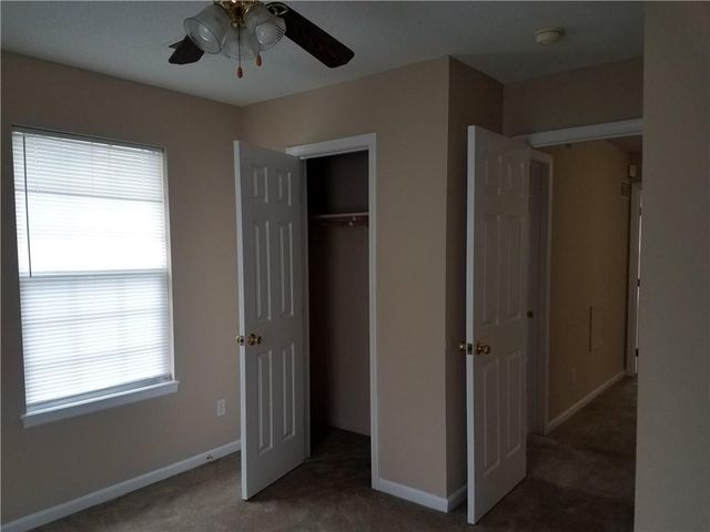 3936 Highland Avenue, Kansas City, MO 64110