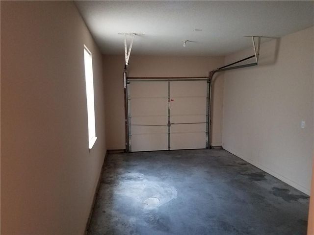 3936 Highland Avenue, Kansas City, MO 64110