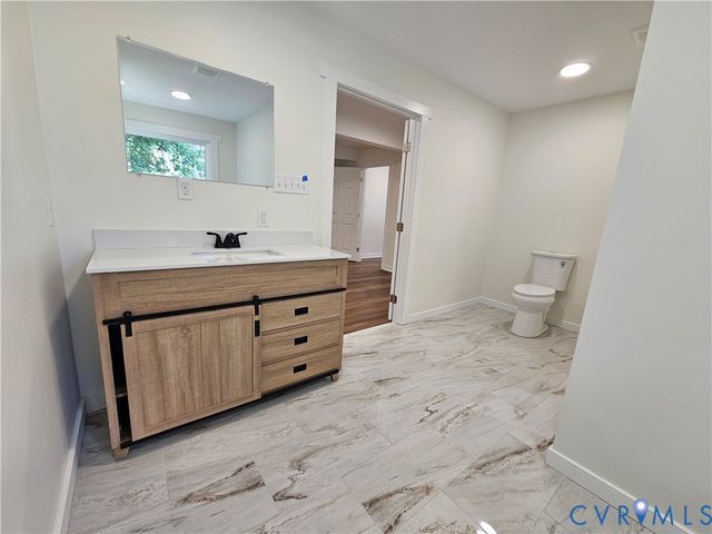 315 Bunker Ln, Sandston, VA 23150