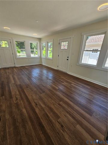 315 Bunker Ln, Sandston, VA 23150