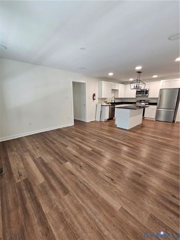 315 Bunker Ln, Sandston, VA 23150