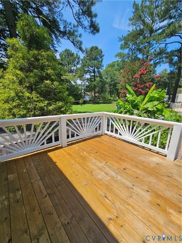 315 Bunker Ln, Sandston, VA 23150