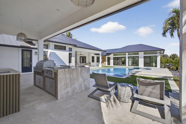 2940 Cessna Way, Wellington, FL 33414