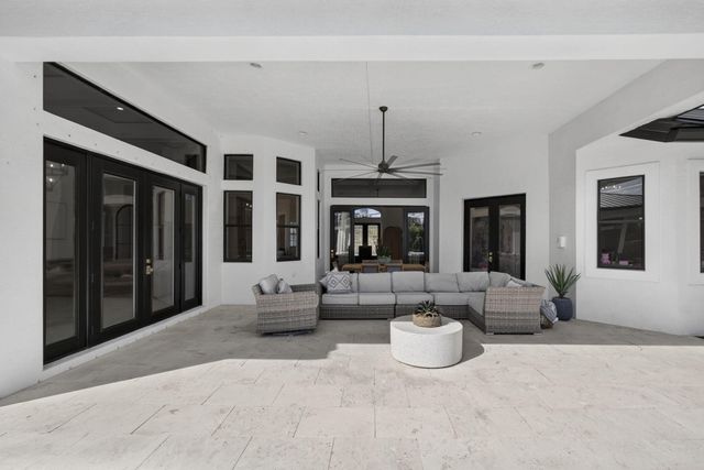 2940 Cessna Way, Wellington, FL 33414