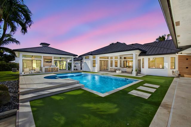 2940 Cessna Way, Wellington, FL 33414