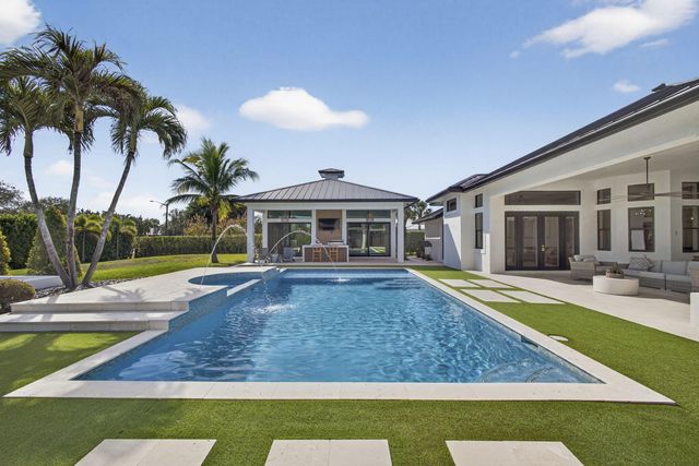 2940 Cessna Way, Wellington, FL 33414