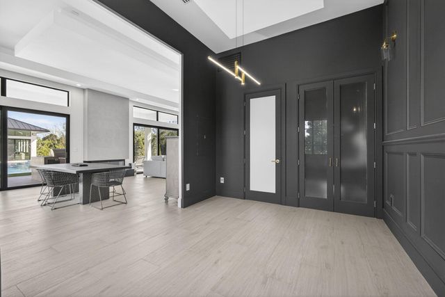 2940 Cessna Way, Wellington, FL 33414