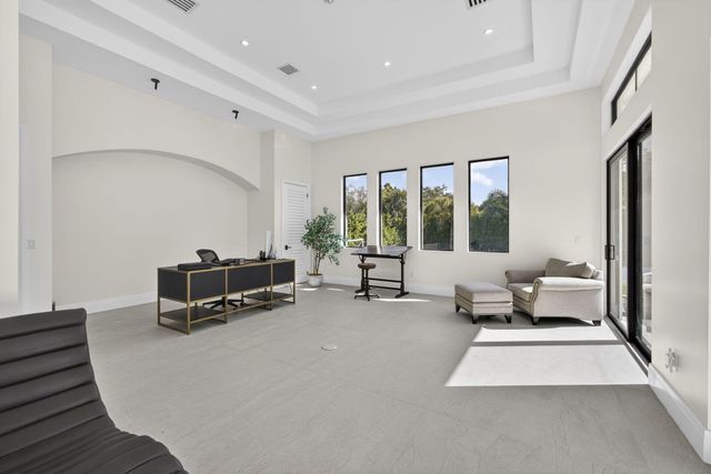 2940 Cessna Way, Wellington, FL 33414