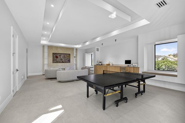 2940 Cessna Way, Wellington, FL 33414