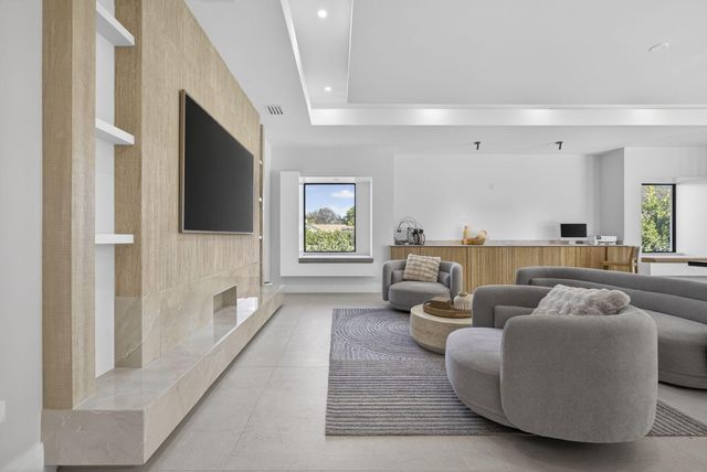 2940 Cessna Way, Wellington, FL 33414