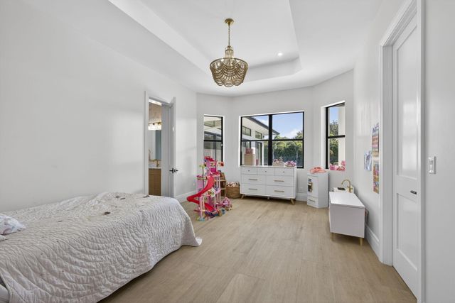 2940 Cessna Way, Wellington, FL 33414