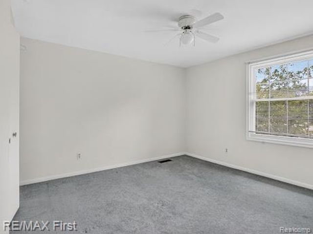 3856 Estates Drive, Troy, MI 48084