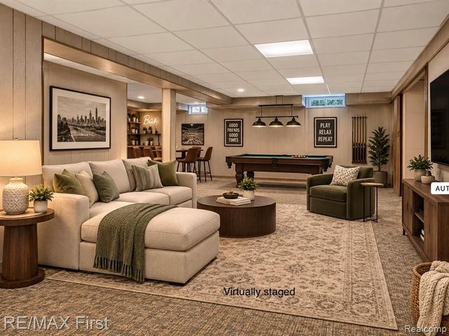3856 Estates Drive, Troy, MI 48084