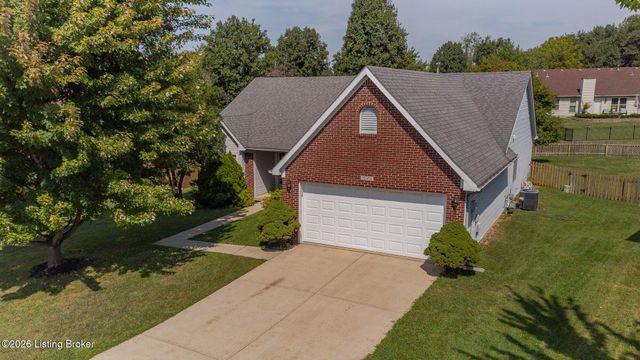 10815 Silvermoon Ct, Louisville, KY 40241