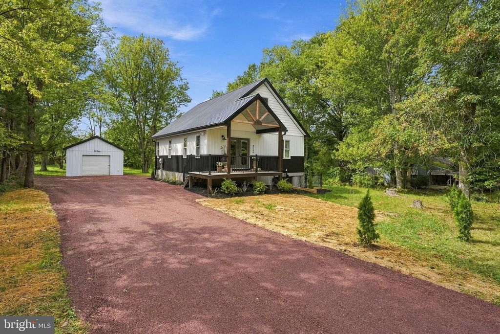 212 PINE FORD RD, Pottstown, PA 19464 — photo 3