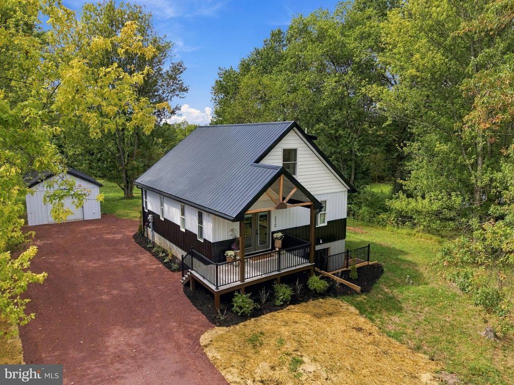 212 PINE FORD RD, Pottstown, PA 19464 — photo 4