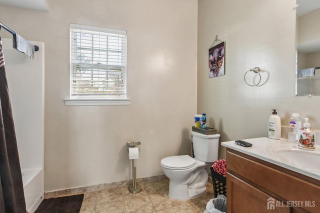 3 Newark Avenue, Spotswood, NJ 08884