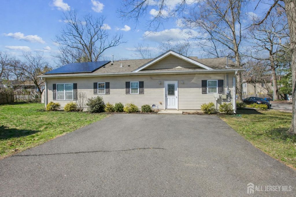 3 Newark Avenue, Spotswood, NJ 08884