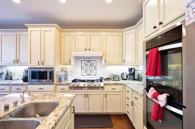 211 Tarquina Ct, El Dorado Hills, CA 95762