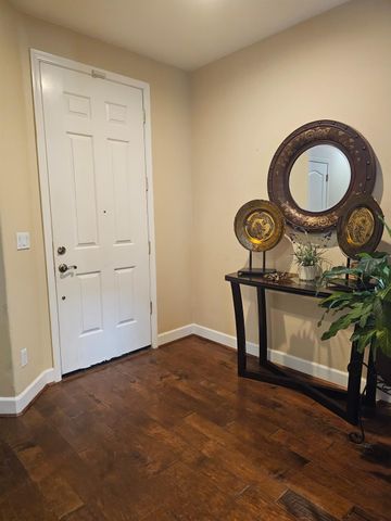 211 Tarquina Ct, El Dorado Hills, CA 95762