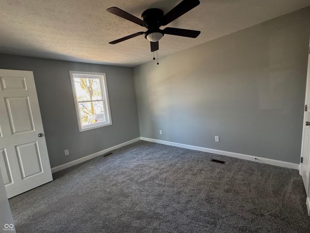 9278 S Geneva Road, Flat Rock, IN 47234