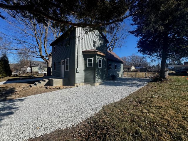 9278 S Geneva Road, Flat Rock, IN 47234