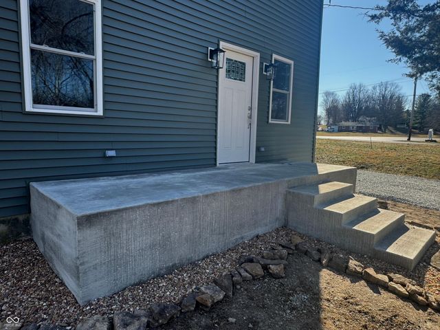 9278 S Geneva Road, Flat Rock, IN 47234