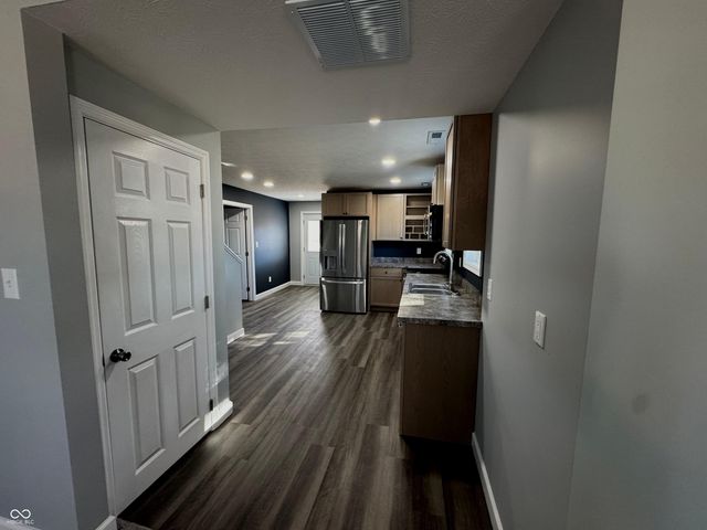 9278 S Geneva Road, Flat Rock, IN 47234