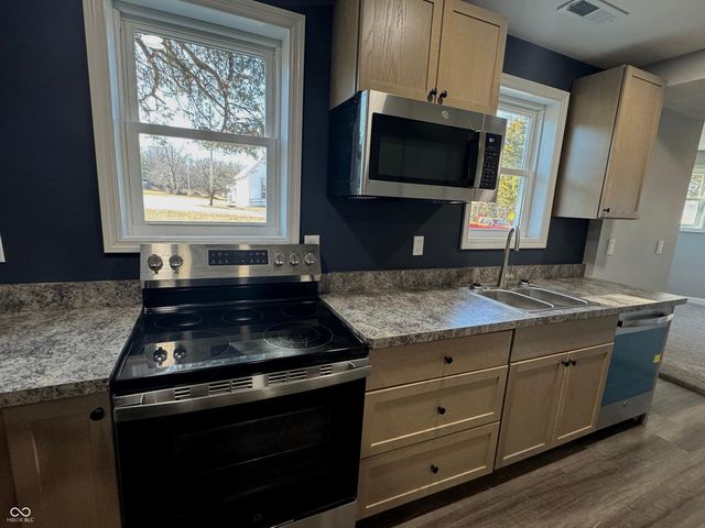 9278 S Geneva Road, Flat Rock, IN 47234