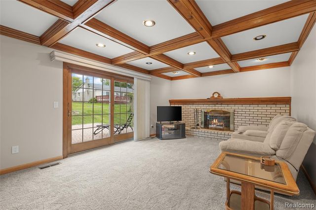 25423 Skye Drive, Farmington Hills, MI 48336