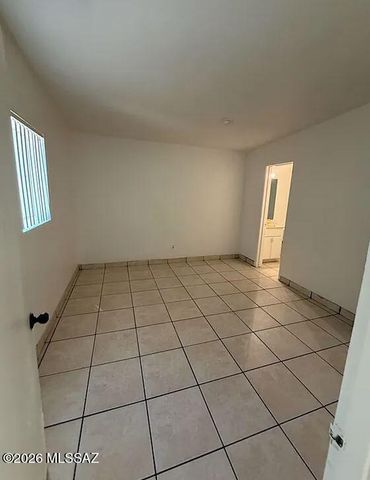 419 E Alturas Street, Tucson, AZ 85705