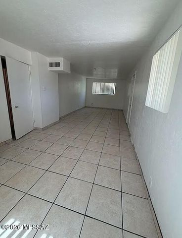 419 E Alturas Street, Tucson, AZ 85705