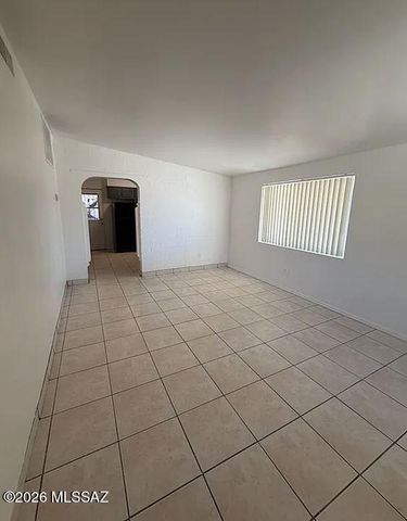 419 E Alturas Street, Tucson, AZ 85705