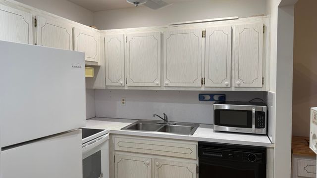 480 Horizons 205, Boynton Beach, FL 33435