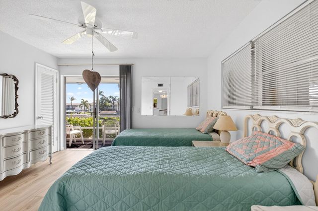 480 Horizons 205, Boynton Beach, FL 33435