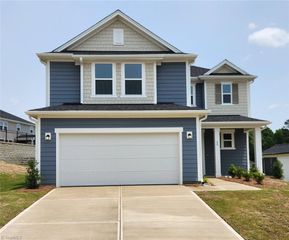 28 Longdale Drive, Graham, NC 27253